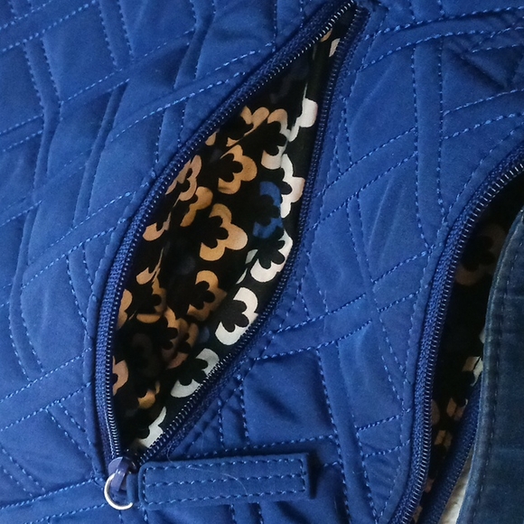 EUC Women's Blue Vera Bradley Purse - Picture 3 of 8